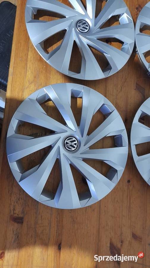 ORYGINALNE KOŁPAKI 4sztuki 15 VW POLO VI Garby