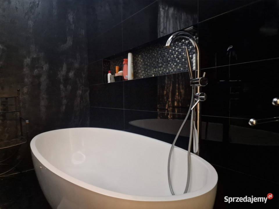 Ekskluzywny apartament z dużym tarasem Warszawa