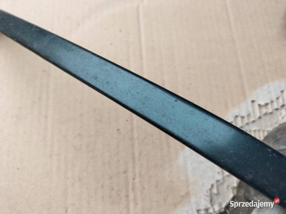 AUDI 80 B4 80B4 BLENDA LISTWA POD LAMPE Kamień-Kolonia sprzedam