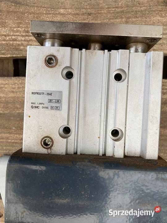 Siłownik z prowadnicami SMC MGPM32TF25AZ 32 skok Pałczyn