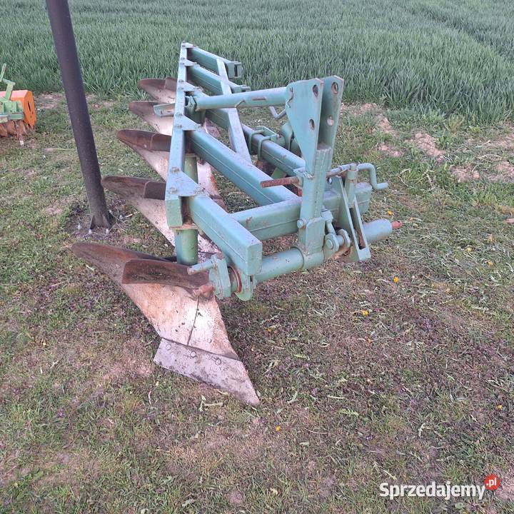 Pług Unia Grudziądz 5 skibowy