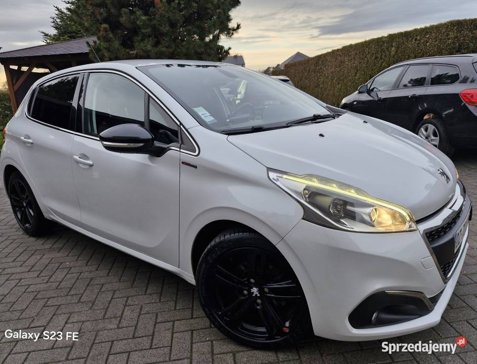 PEUGEOT 208GT 2015r 12tbenz110 NISKI PRZEBIEG wielkopolskie Rydzyna