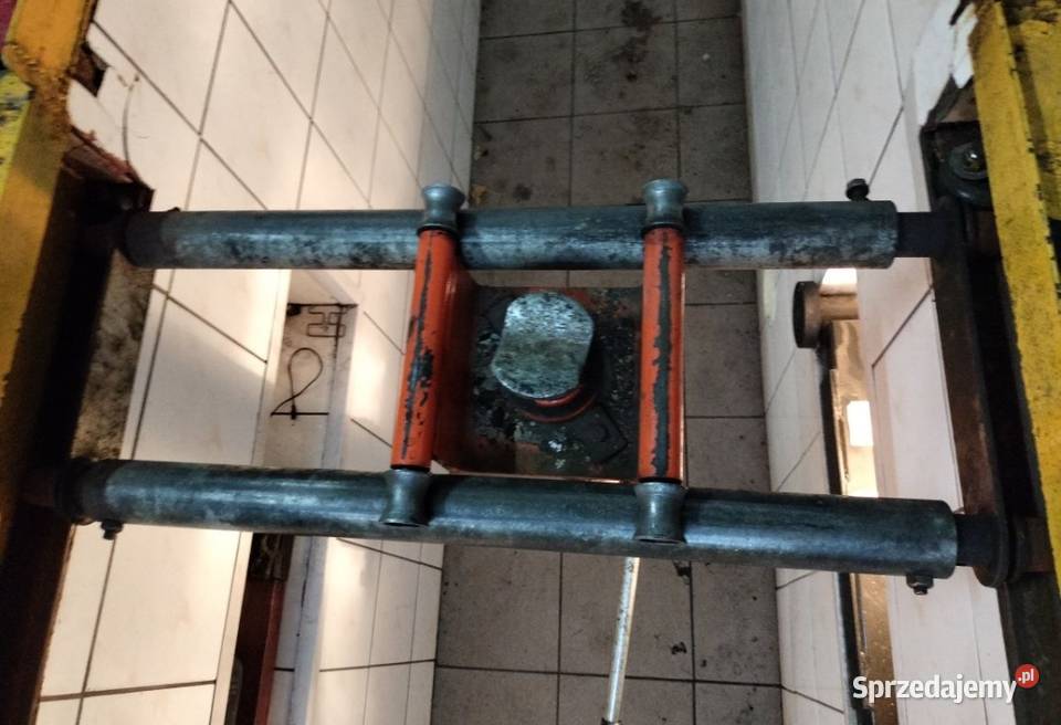 dźwignik kanałowy eskapol z wózkiem i trawersem Kostrzyn sprzedam