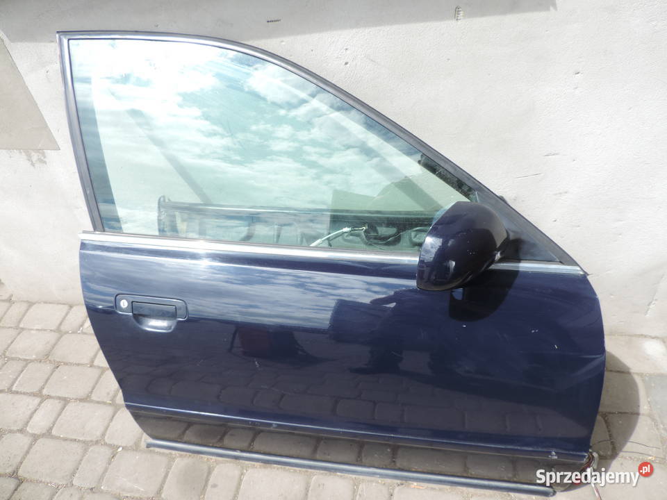 AUDI A4 B5 SEDAN DRZWI PRAWE PRZEDNIE LY5K Motoryzacja Nowy Sącz