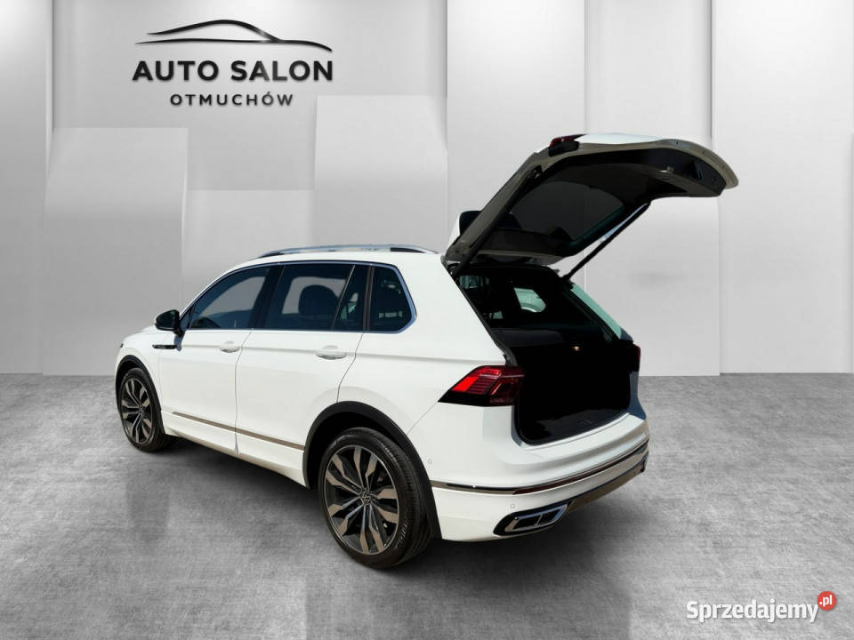 Volkswagen Tiguan RLINE SKÓRA panorama ACC blis Samochody osobowe Otmuchów