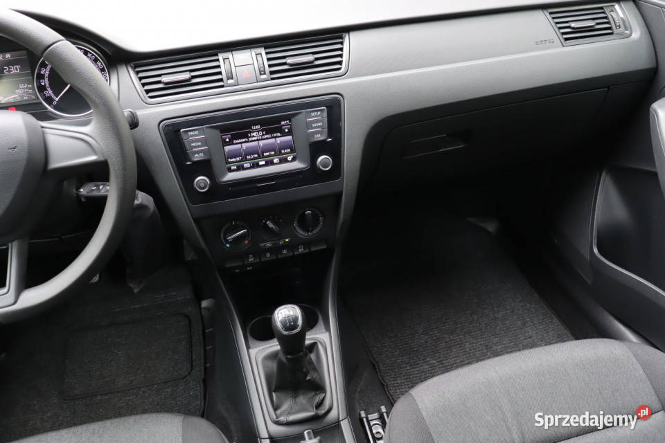 Skoda Rapid Spaceback 10 TSI gniazdo USB Zabrze