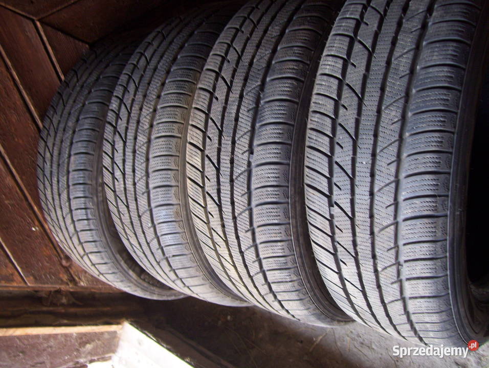 Niewiele Jeżdżone Opony Zimowe Zeetex WP1000 sprzedam