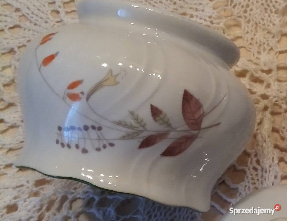 Cukiernicamlecznik porcelana z okresu PRLu kujawsko-pomorskie Nakło nad Notecią