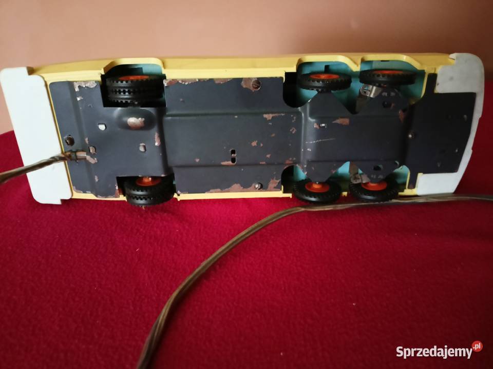 Zabawka PRL autobus Rzeszów