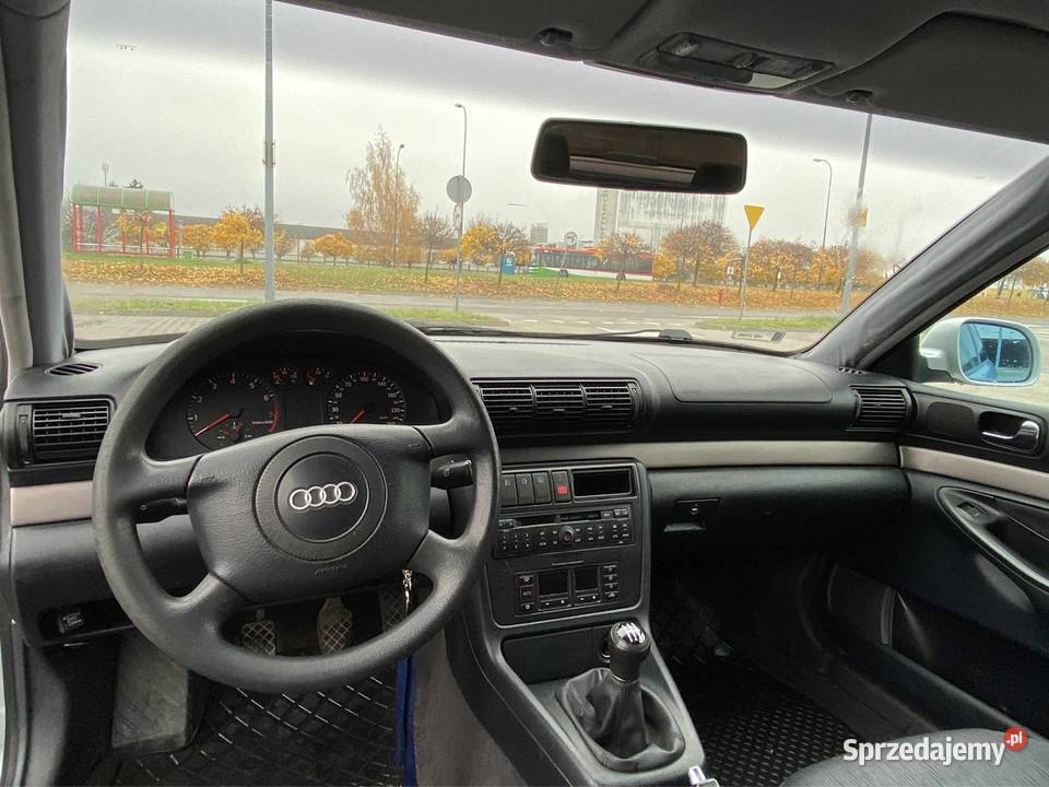 AUDI A4 B5 benzyna Rok produkcji 1998 Lublin