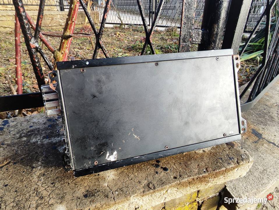 Wzmacniacz samochodowy 4 kanałowy Zapco ST4X Ilość kanałów 4