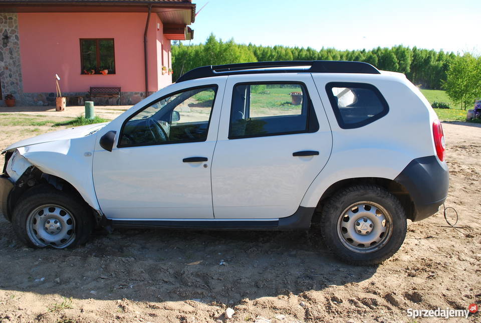 DACIA Duster wypadku Gady