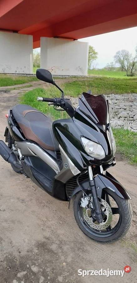 Skuter Yamaha Xmax Yamaha