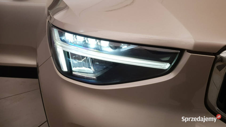 Volvo XC 40 B3 Core aut Z Polskiego Salonu czujnik parkowania Warszawa