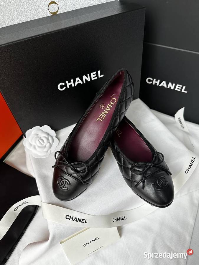 Baleriny Chanel Flats Cambon Black Leather