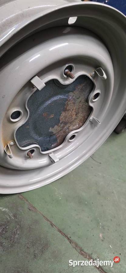 Vw garbus kanister 7 litrów w koło zapasowe 15 sprzedam