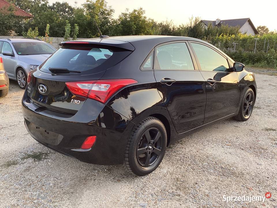 Hyundai i30 Benzyna 14 51 przebiegu wielkopolskie Leszno