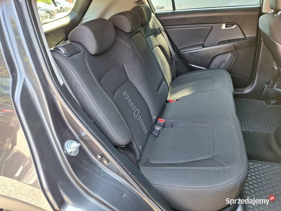 SPROWADZONYSERWISOWANYŁAŃCUCH ROZRZĄDUKAMERA elektryczne szyby Sportage lubelskie sprzedam