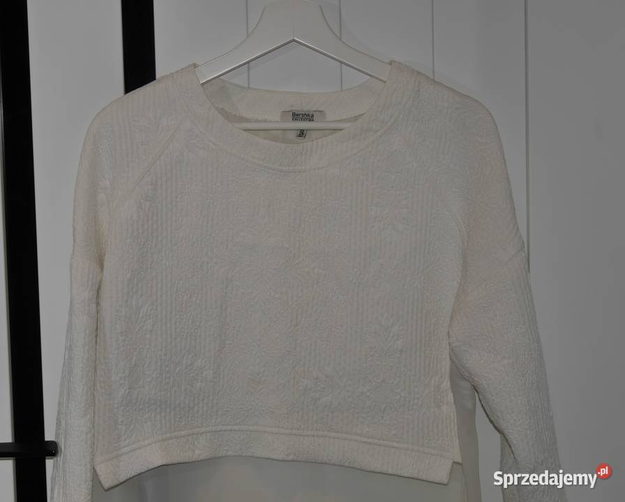 Bershka bluzeczka dłuższy tiulowy tył 36 S Rozmiar 36(S) Wrocław