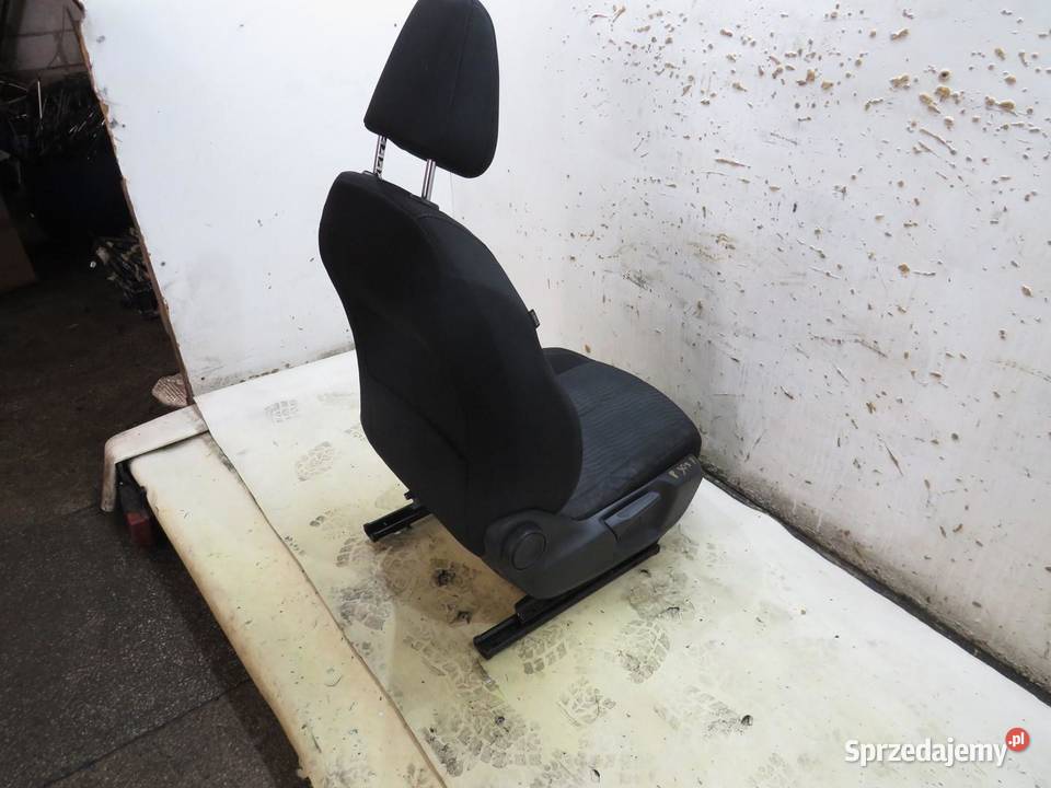 FOTEL PRAWY PRZÓD PEUGEOT 308 T9