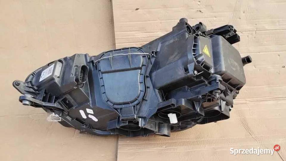 Lampa Przód Bi Xenon Vw Golf VII 7 Sportsvan osobowe sprzedam