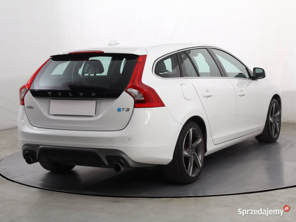 Volvo V60 T3 16 4/5