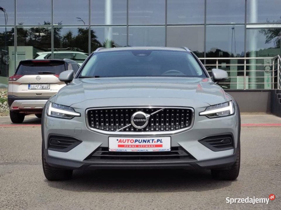Volvo V60 Cross Country 2024r Carplay Podgrz Pozostałe Kraków