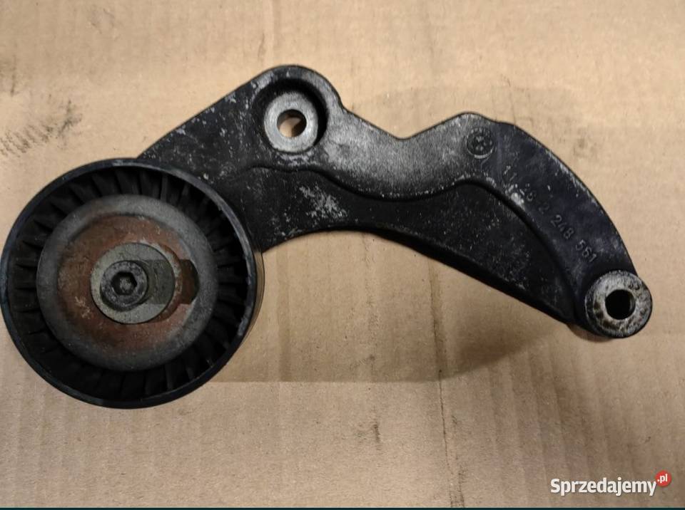 Łapa mocowanie rolki alternatorze w E38 E39 E46 Żory