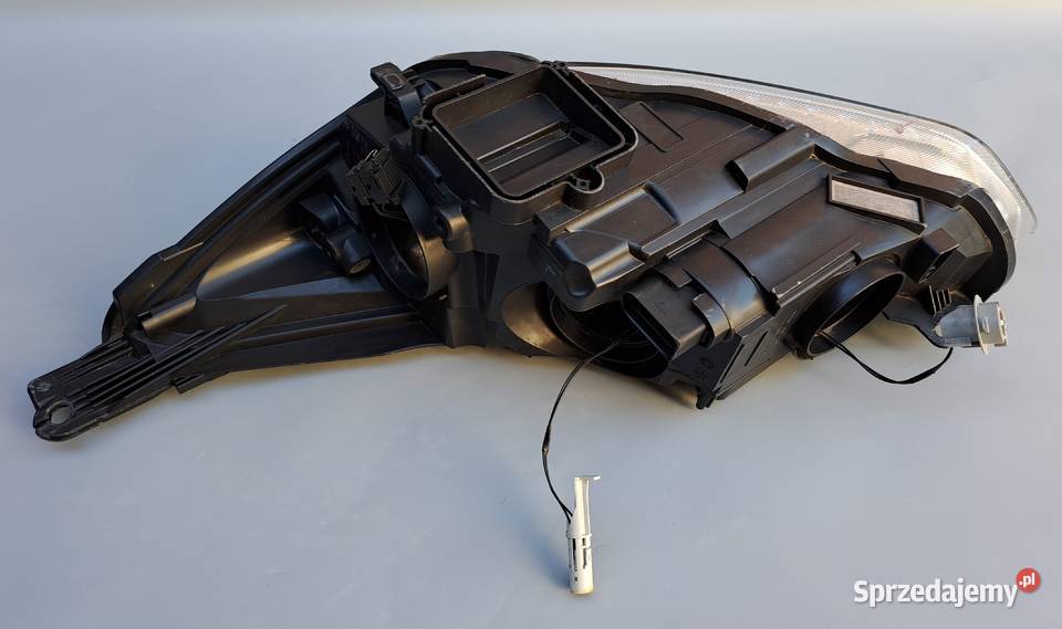 Reflektor Lewy Ford Focus Mk3 FL LED H7 H1 osobowe Mielęcin sprzedam