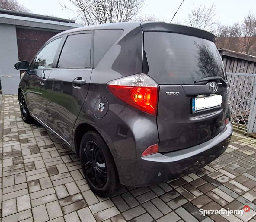 Toyota verso S 14 D4D Rok produkcji 2011 lubuskie Żary