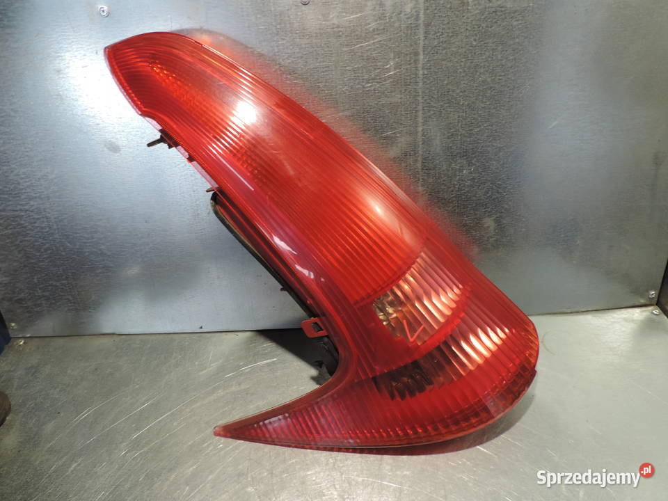 PEUGEOT 206 SW LAMPA TYLNA REFLEKTOR LEWY Nowy Sącz