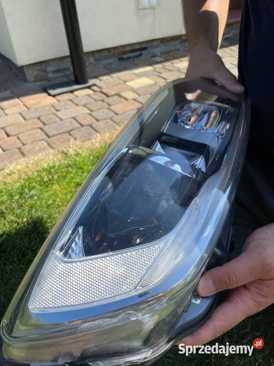 VOLVO S60 prawa lampa prawy reflektor ksenon Rok produkcji 2017 Piaseczno sprzedam