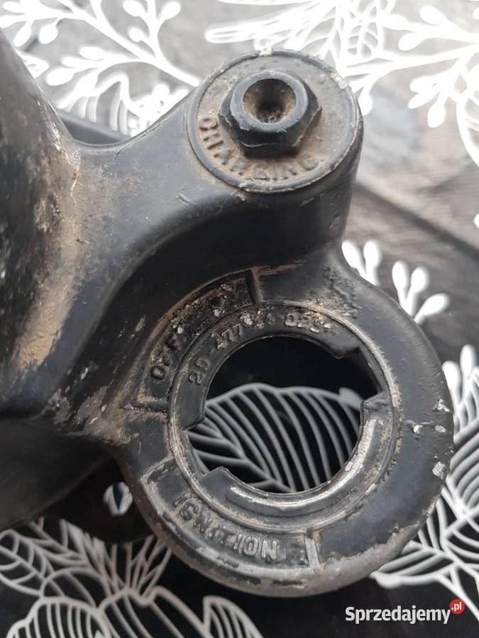 CZ 175 2Aluminiowa półka dolnapodstawa licznika