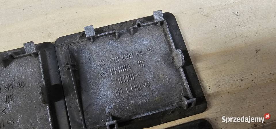 Zaślepka progu lewy tył mercedes w210 2106986930 Zbąszyń sprzedam