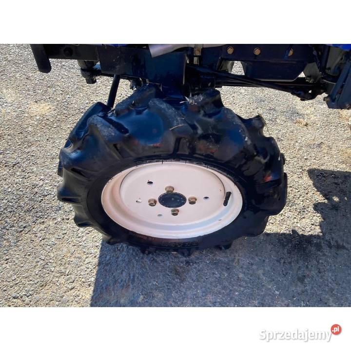Traktor Iseki TM150 Mini Traktorek 4x4 15 Diesel Skrzynia biegów Manualna