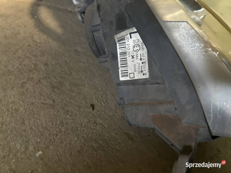 Lampa prawy lewy przód peugeot 407 europejska Kęty