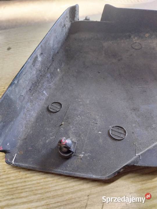 Boczek plastikowy lewy Honda CB 450s łódzkie
