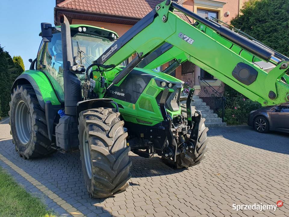 Ciągnik Deutz-Fahr 6165 z ładowaczem Quicke Q78