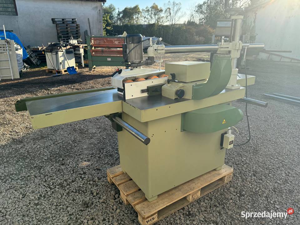 Frezarka dolnowrzecionowa SCM T130 z posuwem