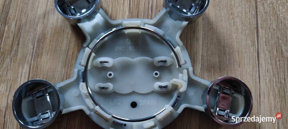 Dekielek felgi koła Audi 8R0601165 kapsel nowy Tuszyn