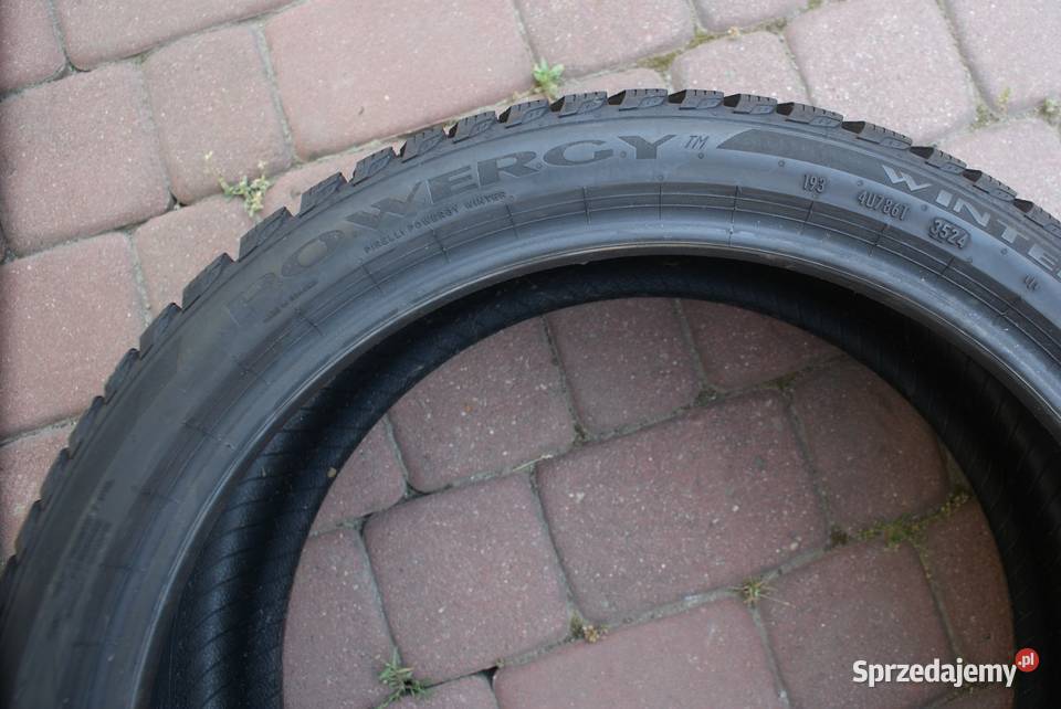22540R18 92V Zimowa Pirelli dot3524 85mm Samochodowe podkarpackie Dynów