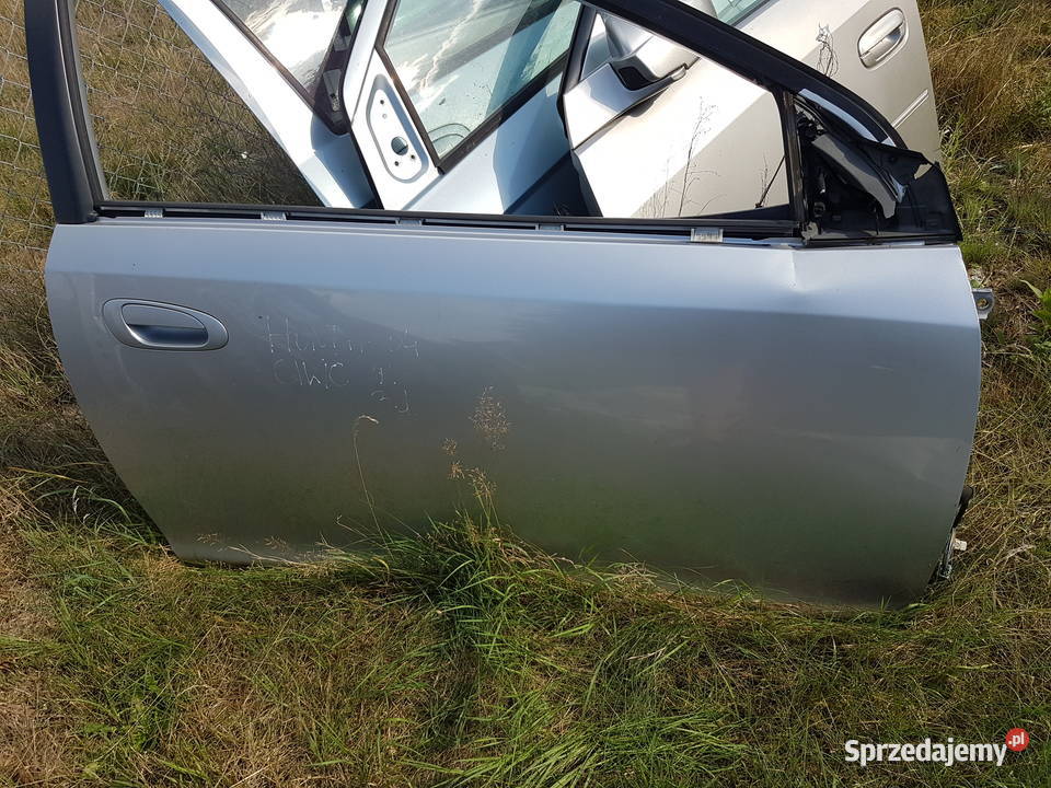 HONDA CIVIC 2004 2006 DRZWI PRAWE 3 DRZWI SZYBA osobowe sprzedam