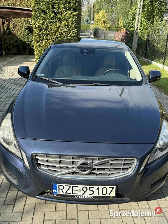 Volvo s60 25 250 skórzana tapicerkazadbane 254KM sprzedam