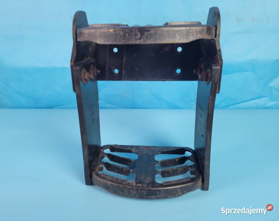 CASE IH PUMA 145 12r STOPNIE SCHODKI WSPORNIK Kolno