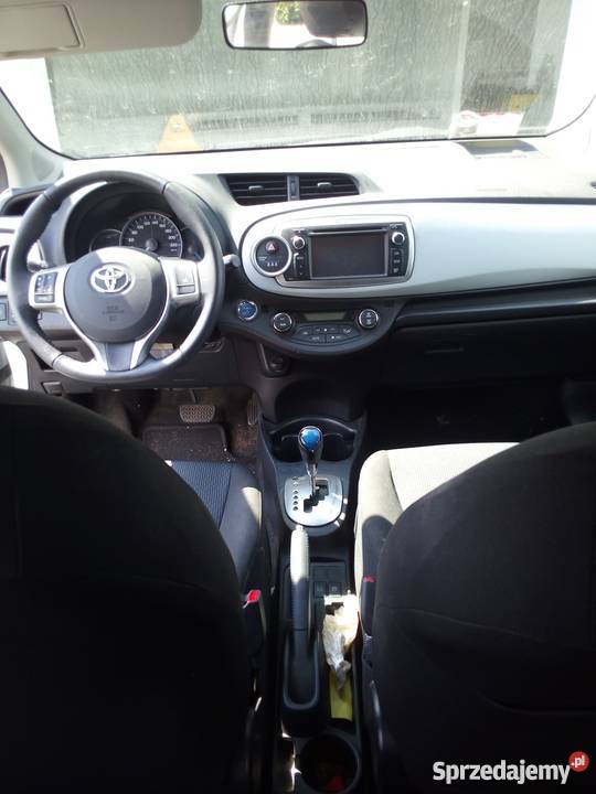 Toyota Yaris HYBRID 2014r lekko uszkodzona Samochody osobowe Jasło