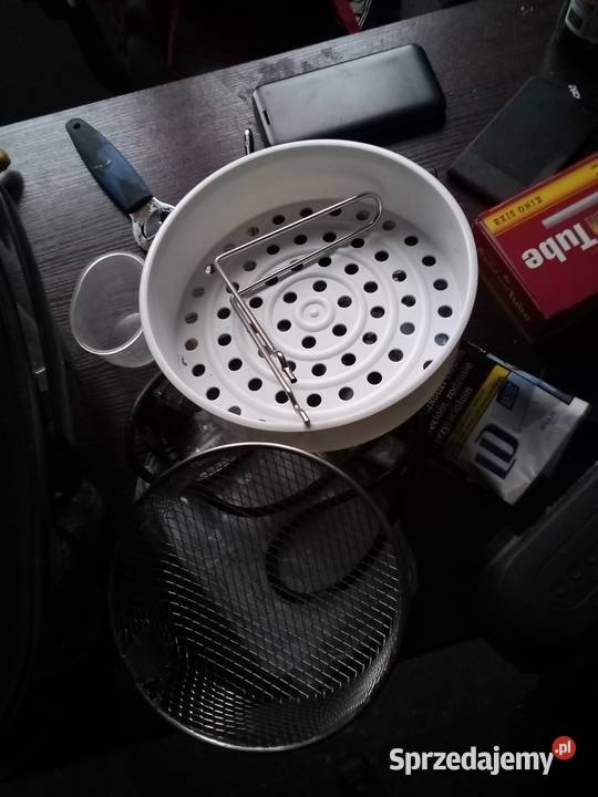 Sprzedam garnek elektryczny nowy