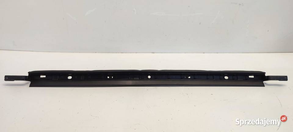 AUDI A4 B9 KIEROWNICA POWIETRZA DOLNA 8W0121293A