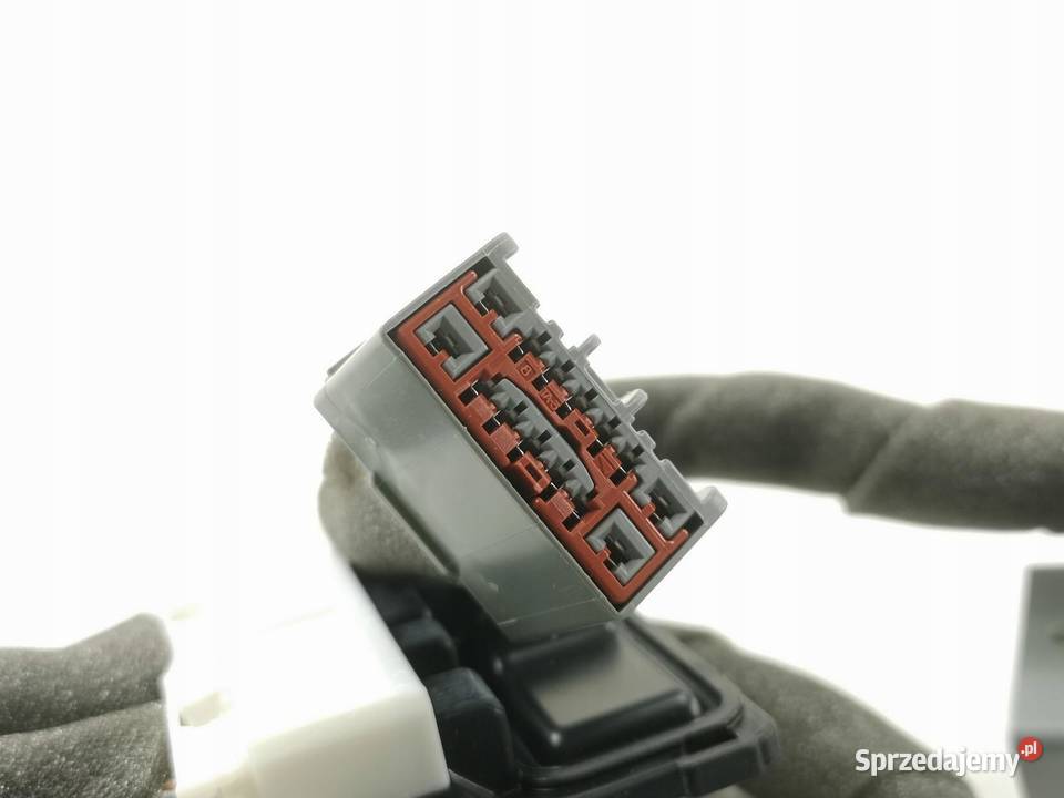 WIĄZKA ZESTAWU GŁOŚNOMÓWIĄCEGO VOLVO V50 0412 osobowe