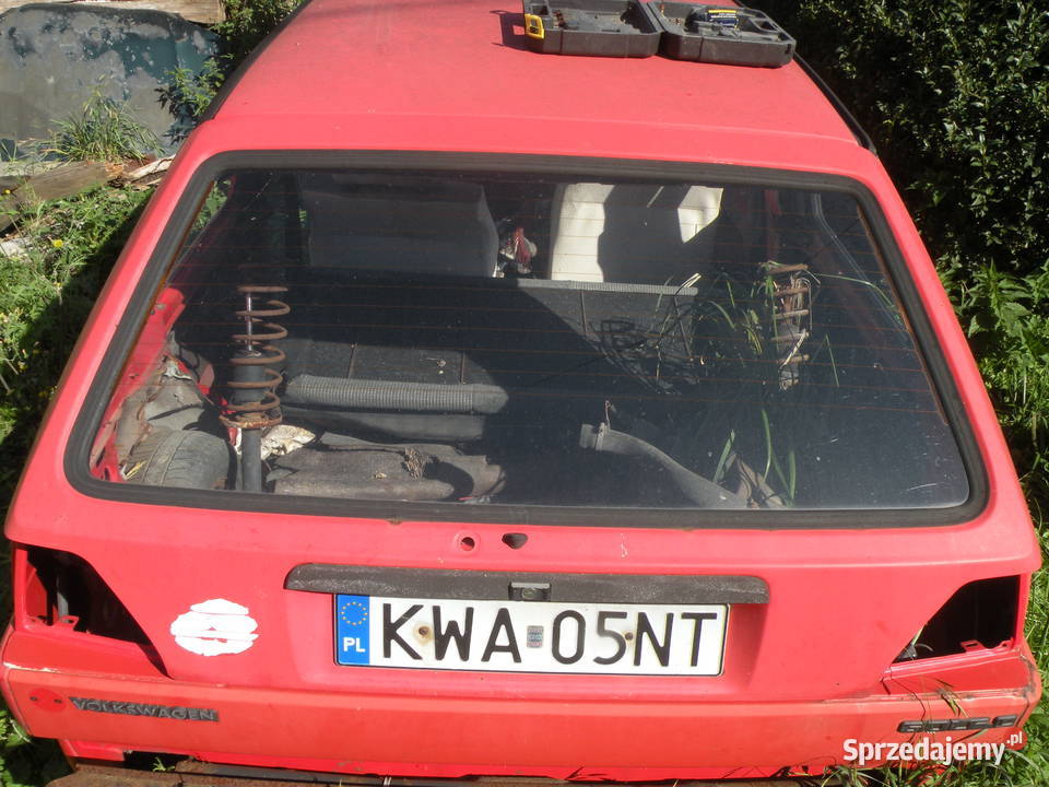 Listwa klapy tylnej VW Golf II 2 8491r Rok produkcji 1985 Andrychów