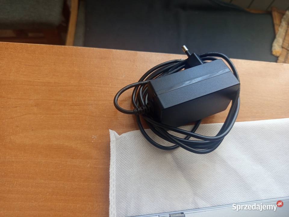 Laptop MAXCOM mBook 156 8GB RAM 256GB WINDOWS 11 sprzedam